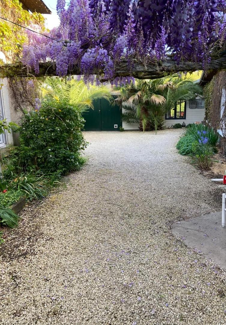 La Berge Du Clain - Joli Appartement A Poitiers Exterior foto